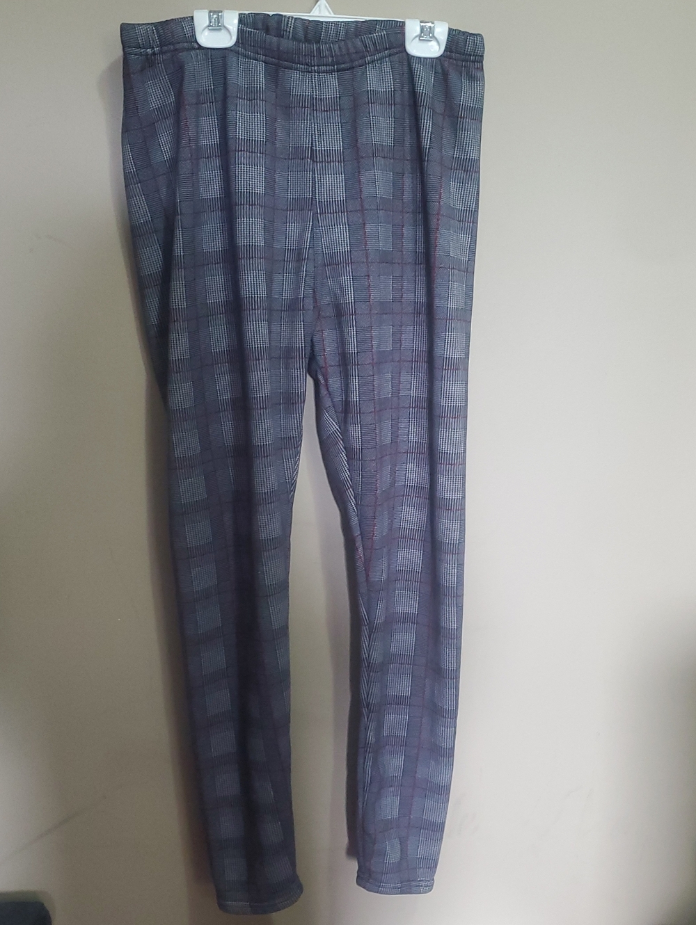 Cozy Gray Plaid Stretch Pants - Classic Slim Fit OS